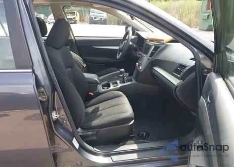 2010 Subaru Legacy 2.5Gt Premium z USA, uszkodzony, nr VIN 4S3BMFH64A1223162